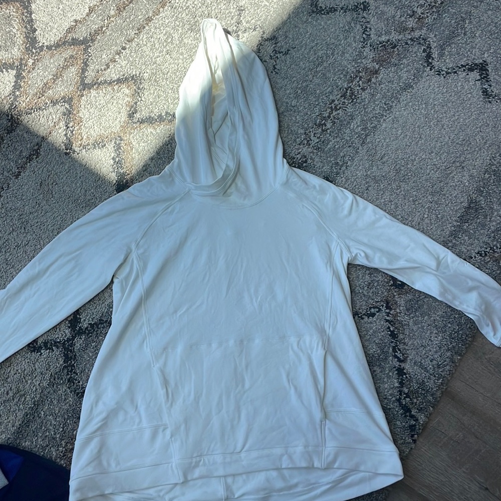 Lululemon athletica white pullover hoodie size 8